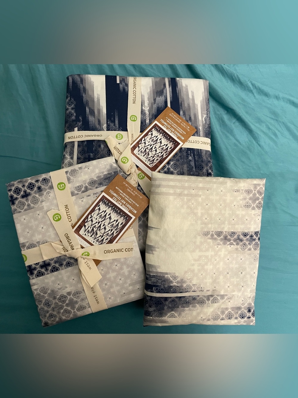 NEW West Elm Organic Cotton Fading IKAT Tile Queen Duvet Cover 2 STD Sham Set